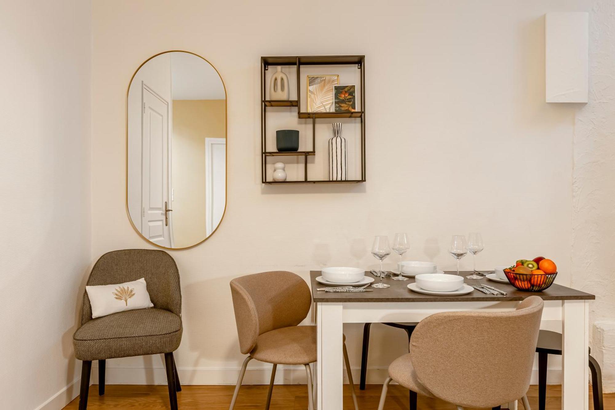 Sweett - Temple Apartment Париж Стая снимка